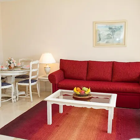 Apartment Matchroom Country Club *