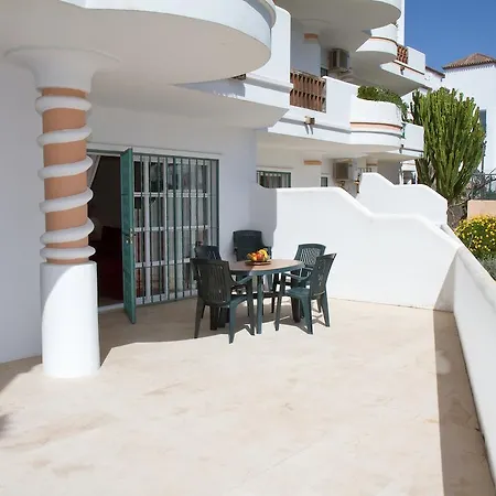 Apartment Matchroom Country Club *